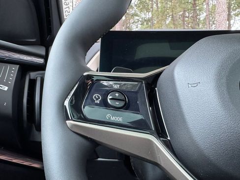 Used 2025 BMW X3 xDrive30i w/ Premium Package image 22