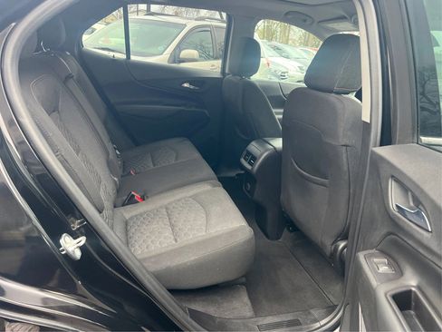 Used 2018 Chevrolet Equinox LT AWD/4WD image 26