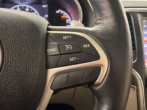 Used 2015 Jeep Grand Cherokee Limited w/ Luxury Group II RWD image 22