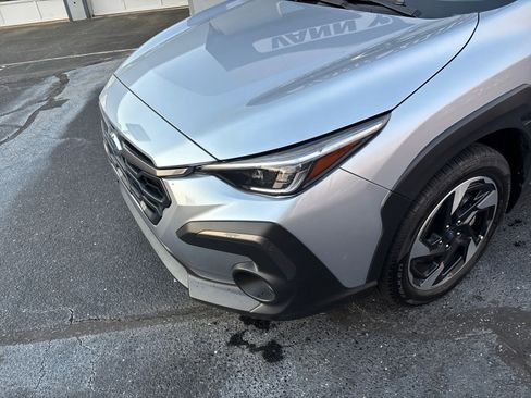 Certified 2024 Subaru Crosstrek 2.5i Limited w/ Popular Package #4A image 8