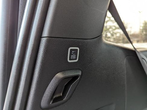 Used 2022 Jeep Grand Wagoneer Series III w/ Rear Seat Video Group 1 image 55