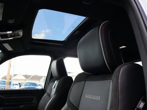 Used 2025 RAM 2500 Laramie image 33