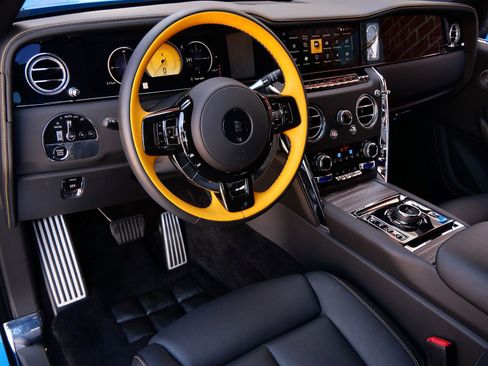 Used 2026 Rolls-Royce Cullinan image 23