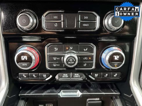 Used 2023 GMC Yukon XL Denali w/ Advanced Technology Package image 33