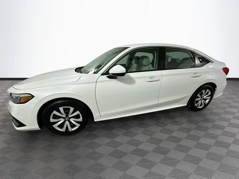 Used 2024 Honda Civic LX image 6