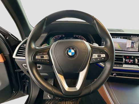 Used 2023 BMW X5 sDrive40i w/ Parking Assistance Package image 11