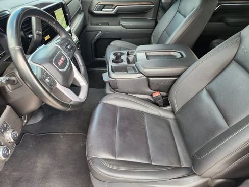 Used 2025 GMC Sierra 1500 SLT RWD image 12