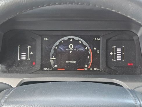 Used 2025 Toyota 4Runner SR5 AWD/4WD image 10