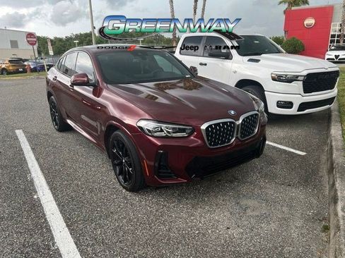 Used 2022 BMW X4 xDrive30i w/ M Sport Package 2 AWD/4WD image 4