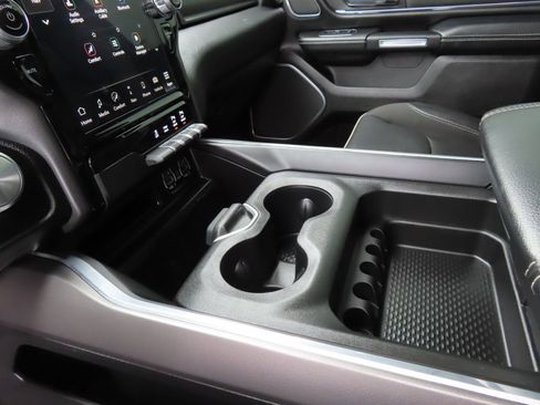 Certified 2022 RAM 1500 Laramie image 24