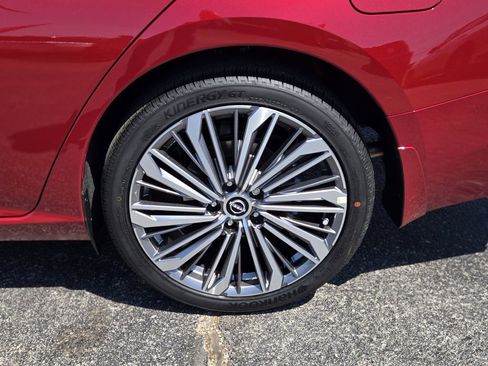 New 2026 Nissan Altima 2.5 SV w/ SV Premium Package image 9