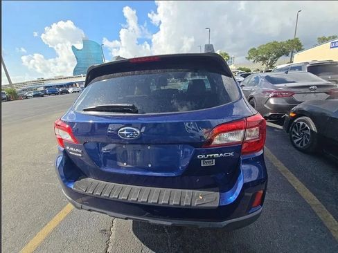 Used 2015 Subaru Outback 2.5i Limited AWD/4WD image 13