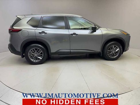 Used 2021 Nissan Rogue S image 6