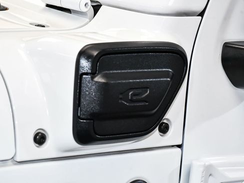 Used 2023 Jeep Wrangler Unlimited Rubicon 4xe w/ Steel Bumper Group AWD/4WD image 77