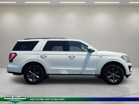 Certified 2021 Ford Expedition XLT AWD/4WD image 2