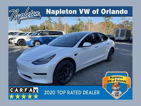Used 2019 Tesla Model 3 Standard Range Plus image 1
