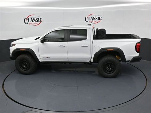 New 2024 GMC Canyon AT4X w/ AT4X AEV Edition image 10