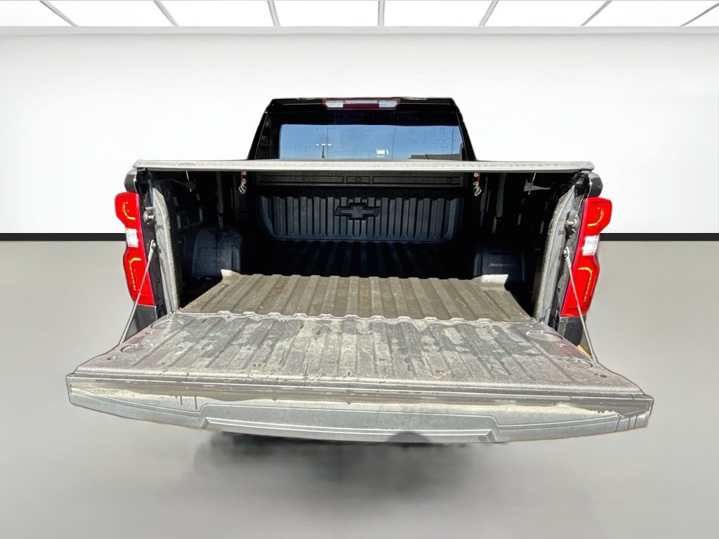Used 2022 Chevrolet Silverado 1500 RST AWD/4WD image 26