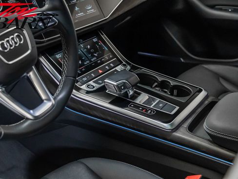Used 2022 Audi Q8 Premium Plus image 29