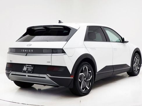 Used 2023 Hyundai Ioniq 5 SEL image 9