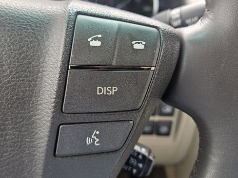 Used 2013 Lexus LX 570 4WD w/ Luxury Pkg image 30