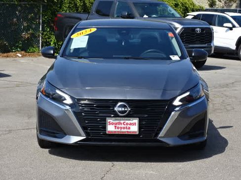 Used 2024 Nissan Altima 2.5 S FWD image 3