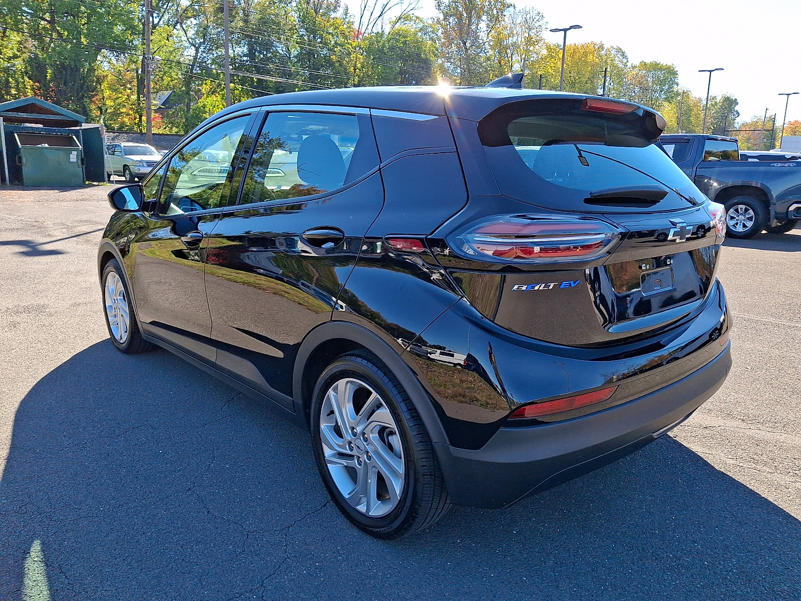 Used 2023 Chevrolet Bolt LT FWD image 4