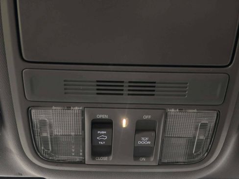 Used 2017 Honda CR-V EX image 28