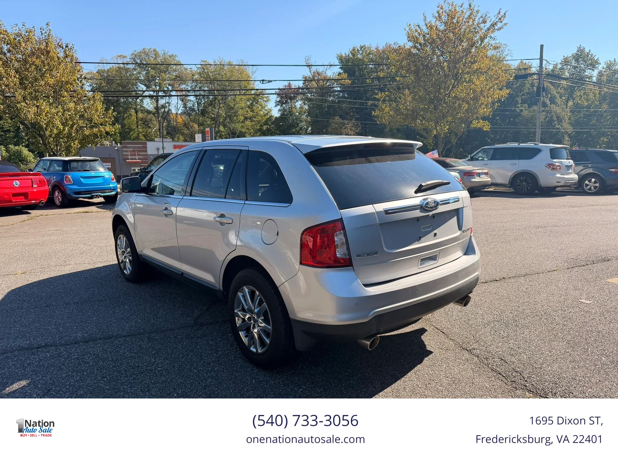 Used 2011 Ford Edge Limited w/ Driver Entry Pkg FWD image 4