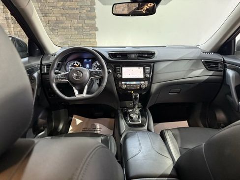 Used 2020 Nissan Rogue SL w/ Premium Package image 29