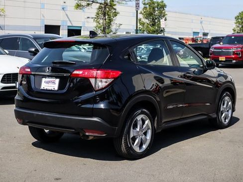 Used 2020 Honda HR-V LX image 11