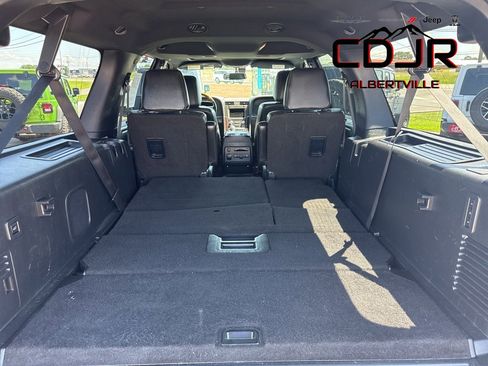 Used 2017 Lincoln Navigator L Reserve image 17