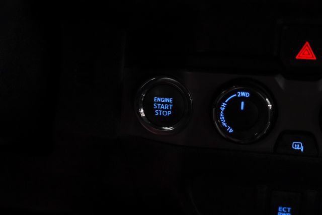 Used 2021 Toyota Tacoma TRD Sport AWD/4WD image 25