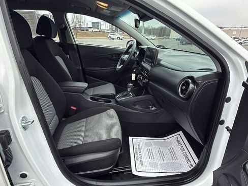 Used 2023 Hyundai Kona SE w/ Cargo Package image 18