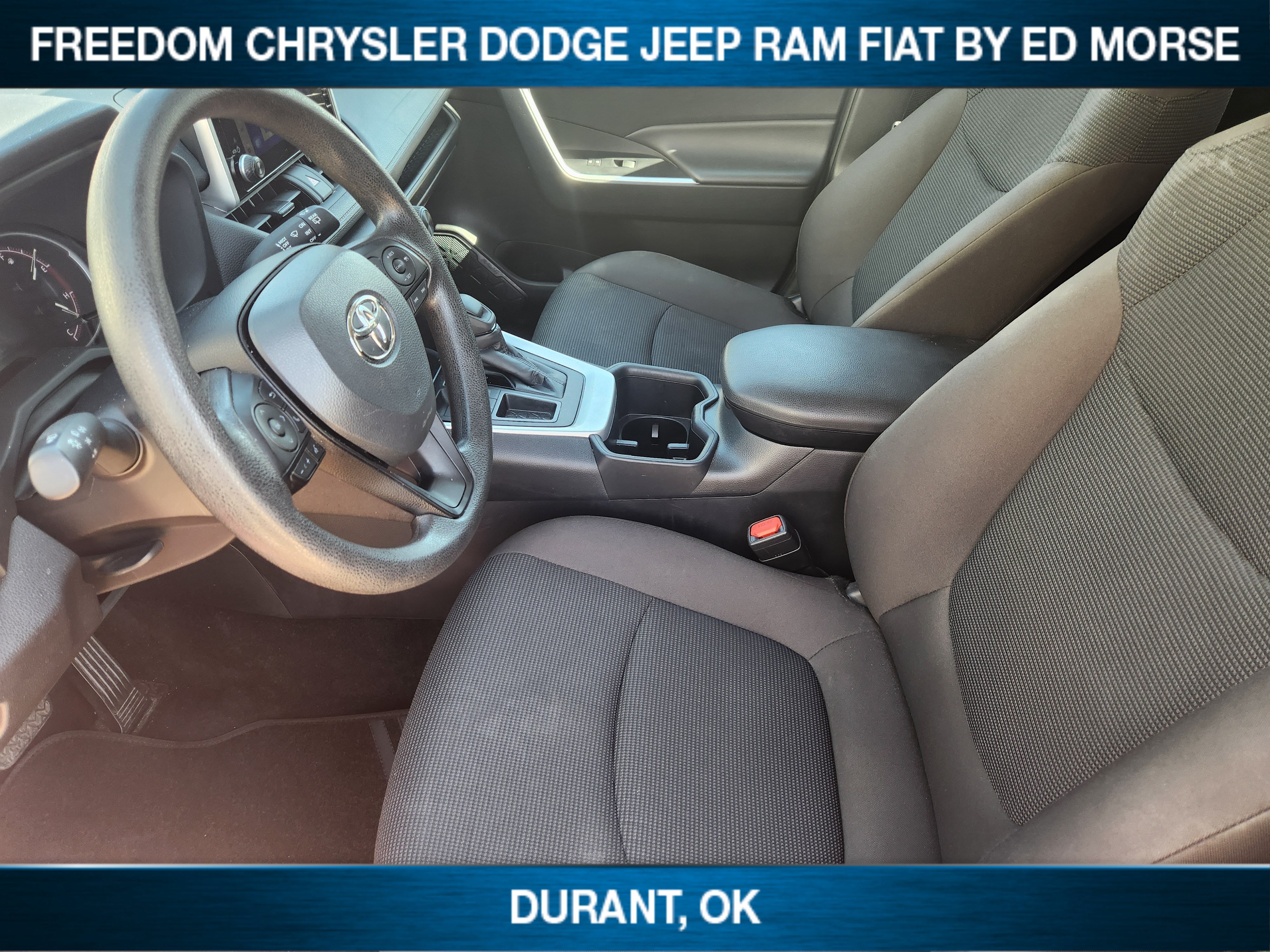 Used 2025 Toyota RAV4 LE FWD image 8
