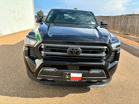 Used 2025 Toyota Tacoma SR5 AWD/4WD image 3