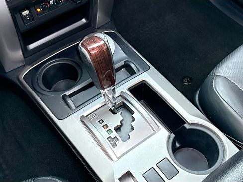 Used 2017 Toyota 4Runner Limited image 17