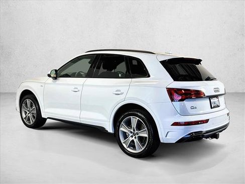 Used 2025 Audi Q5 2.0T Premium w/ Convenience Plus Package AWD/4WD image 7