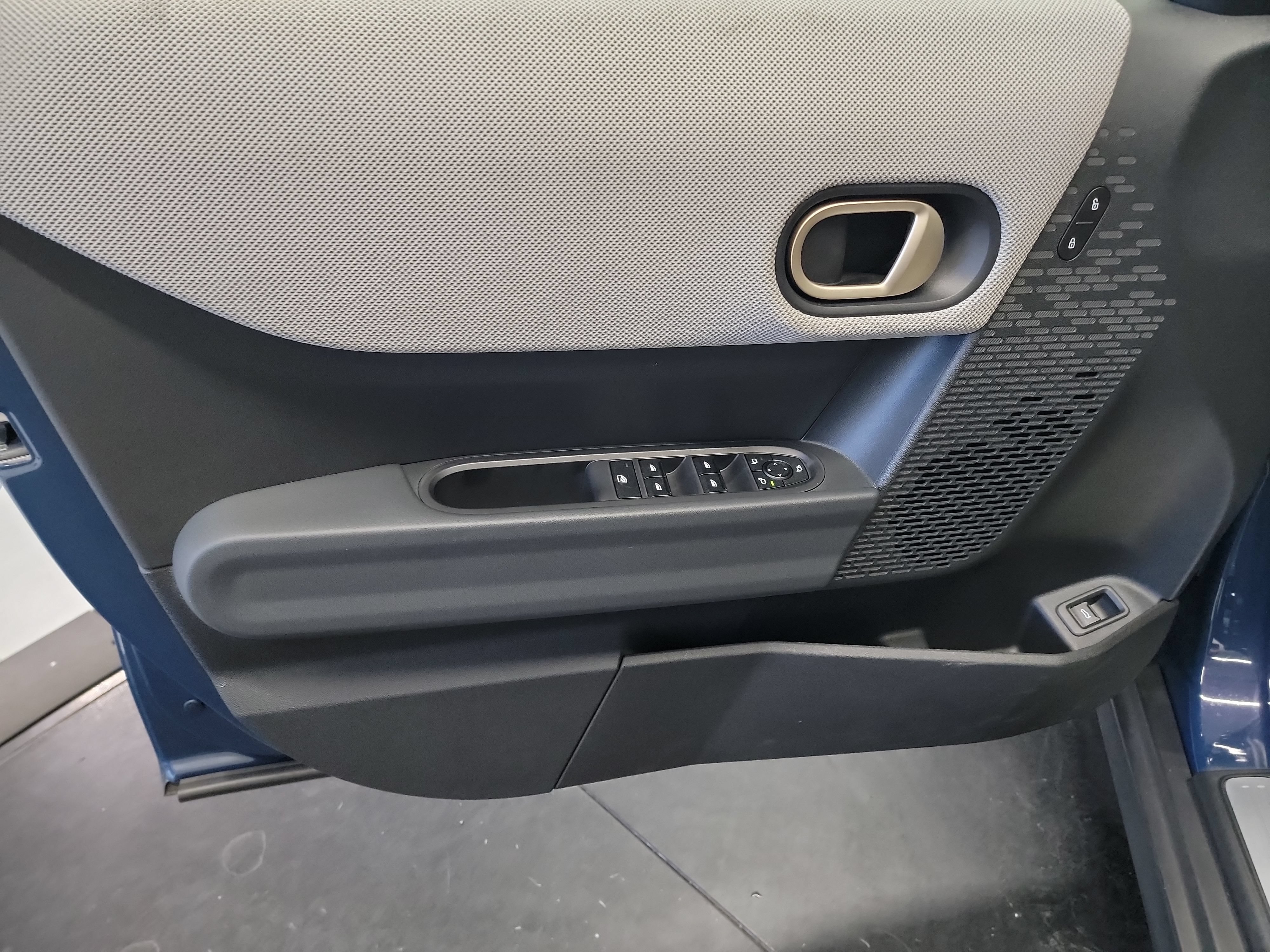 Used 2025 MINI Cooper S FWD image 13