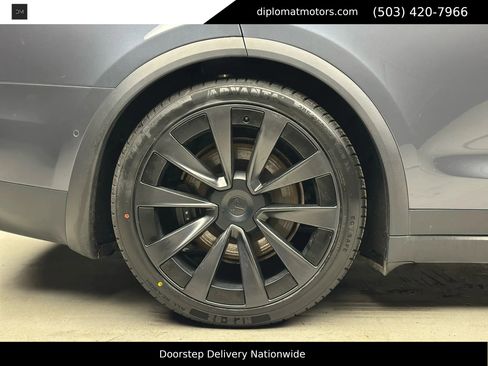 Used 2023 Tesla Model X image 38