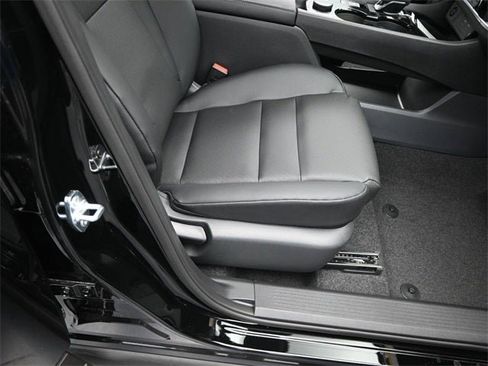 New 2026 Nissan Rogue SV w/ SV Premium Package image 37