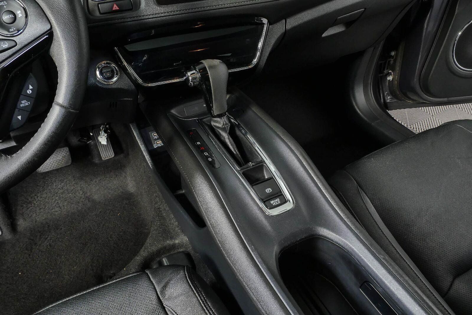 Used 2021 Honda HR-V EX-L image 15