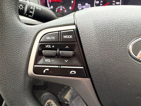Used 2020 Hyundai Accent SE FWD image 13