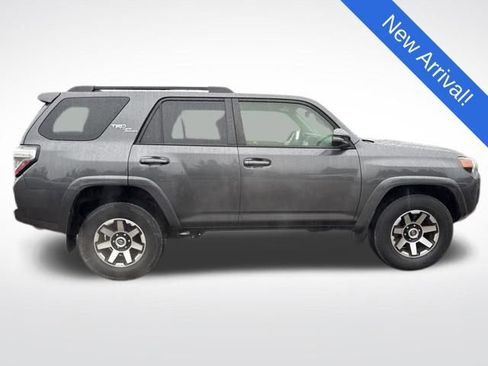 Used 2020 Toyota 4Runner TRD Off-Road Premium image 8