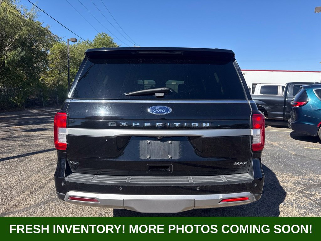 Used 2023 Ford Expedition Max XLT AWD/4WD image 3