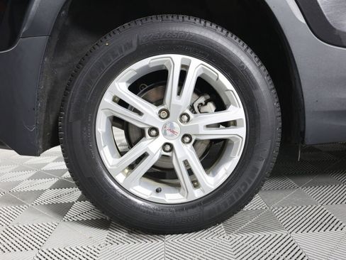 Used 2019 GMC Terrain SLE w/ LPO, Cargo Package image 7