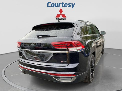 Used 2020 Volkswagen Atlas Cross Sport SE AWD/4WD image 8