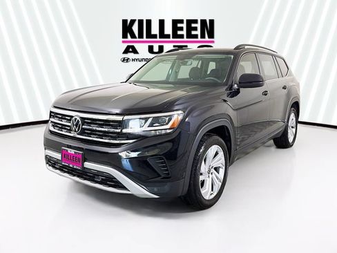 Used 2023 Volkswagen Atlas SE w/ Panoramic Sunroof Package FWD image 3