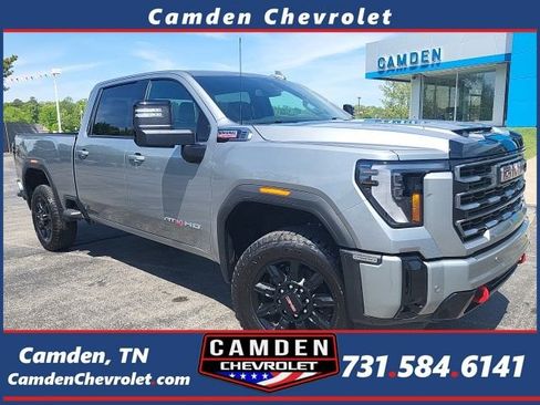 Used 2025 GMC Sierra 2500 AT4 AWD/4WD image 1