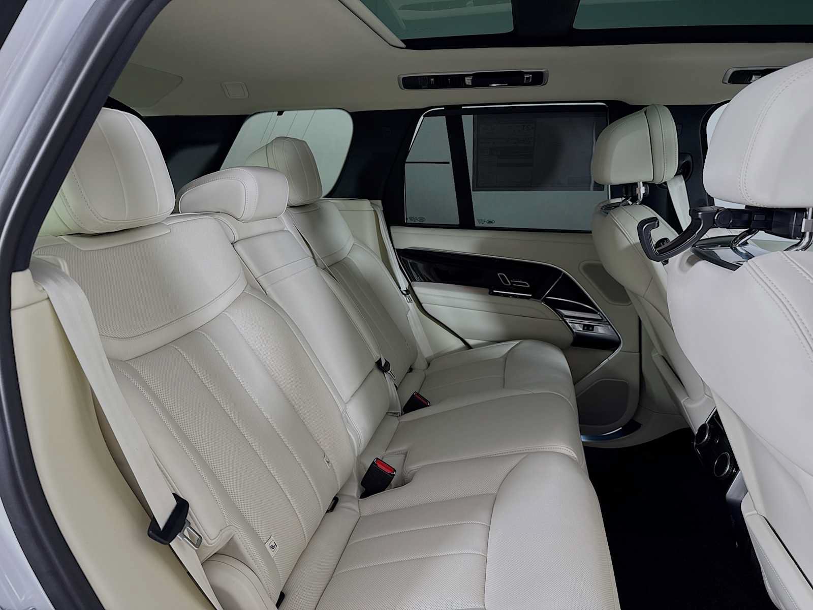 New 2027 Land Rover Range Rover SE AWD/4WD image 28